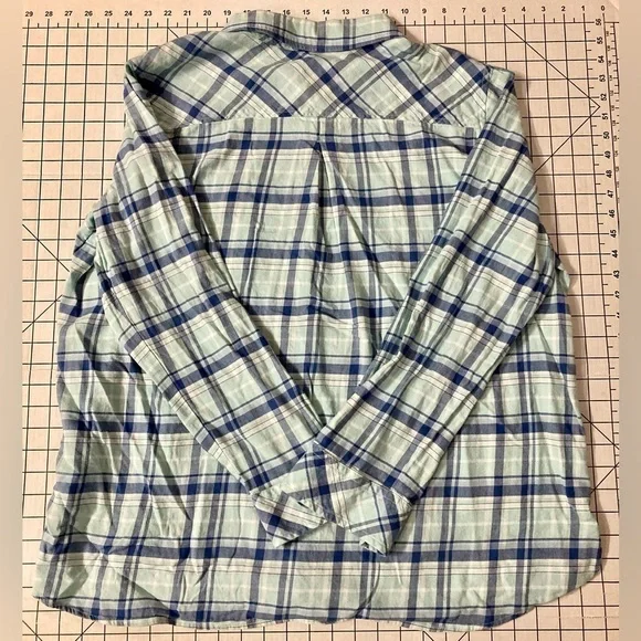 Vineyard Vines Women’s Size 20 Blue Relaxed Button Down Shirt - Picture 5 of 6